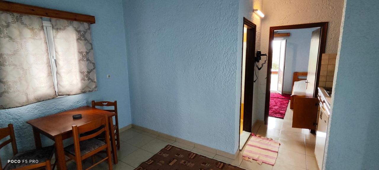 Giannis Apartments By Climbing House Panormos  Εξωτερικό φωτογραφία