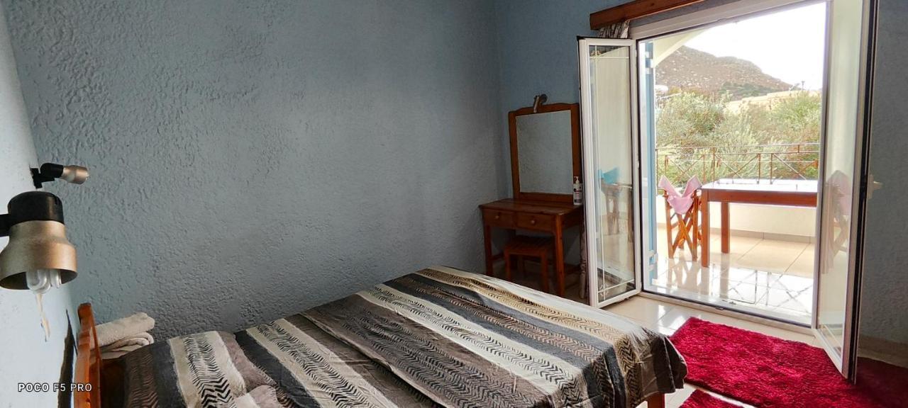 Giannis Apartments By Climbing House Panormos  Εξωτερικό φωτογραφία