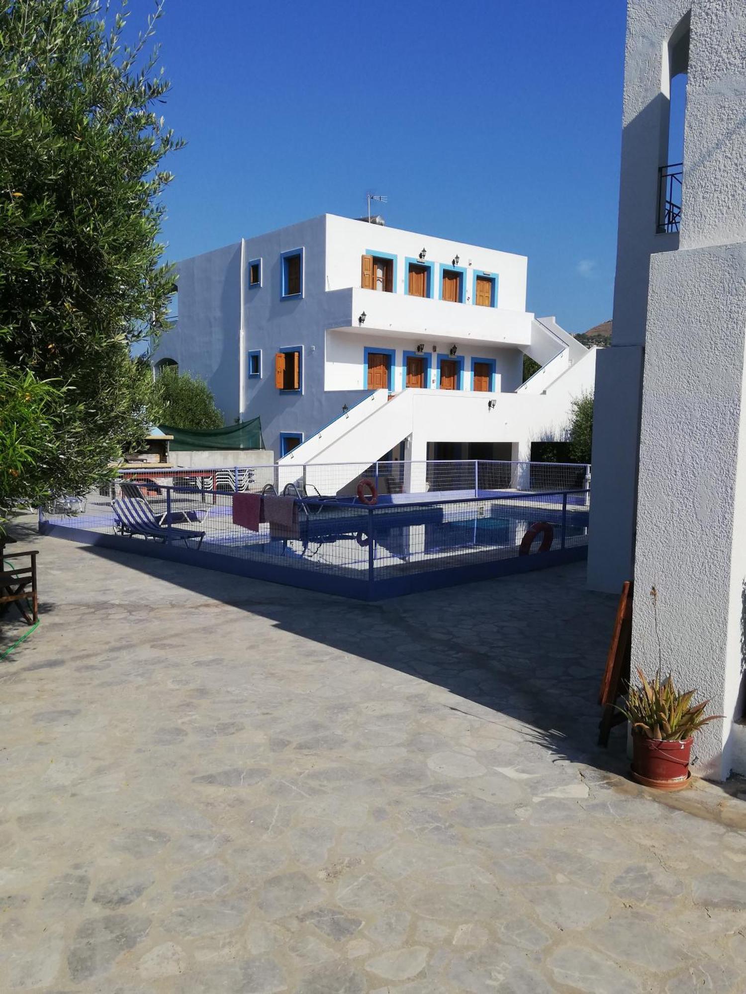 Giannis Apartments By Climbing House Panormos  Εξωτερικό φωτογραφία